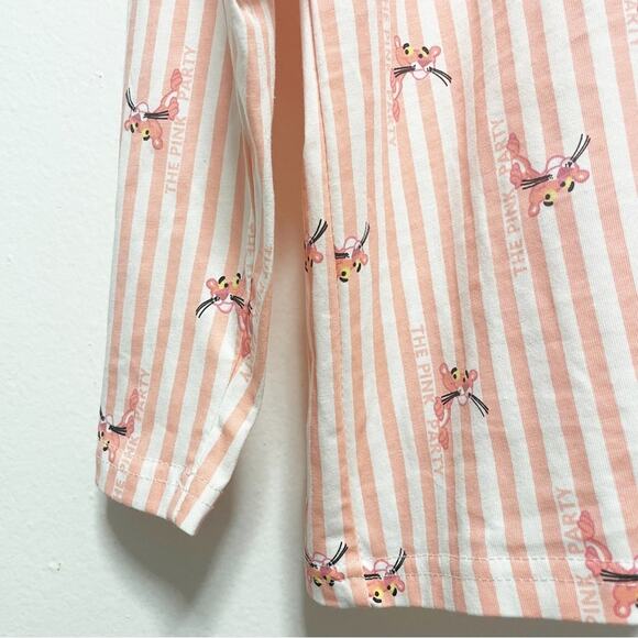 New! Pink Panther Long Sleeved Crew Neck Shirt - Picture 2 of 7